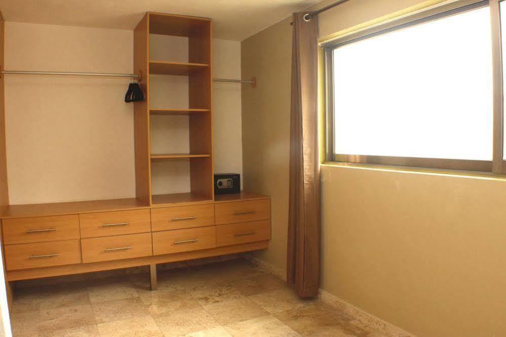 Ocean Plaza Condos Плая дел Кармен Екстериор снимка